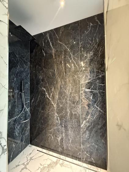 Apartament cu 4 camere decomandat în Primăverii