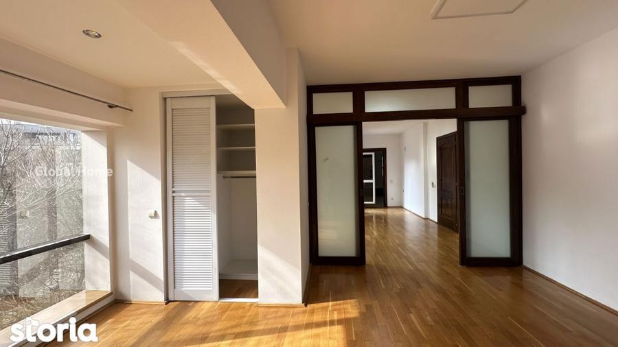 Apartament cu 6 camere, mobilat în Herăstrău