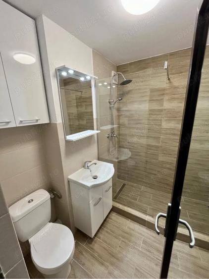 Garsonieră decomandată în Central