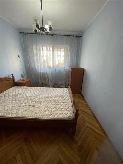 Apartament cu 2 camere decomandat, mobilat în Alexandru cel Bun
