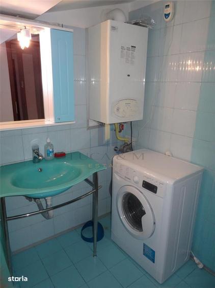 Apartament cu 2 camere, mobilat în P-ța Unirii