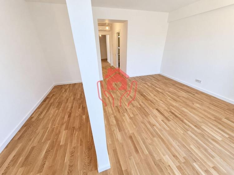 Apartament cu 3 camere semidecomandat în Iancu Nicolae