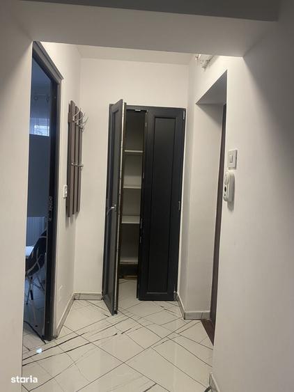 Apartament cu 2 camere decomandat în Malu Roșu