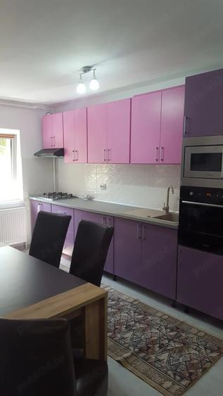 Apartament cu 3 camere decomandat în Județean
