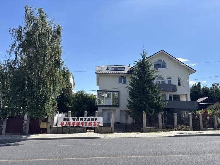 Casă cu 4 camere în Central