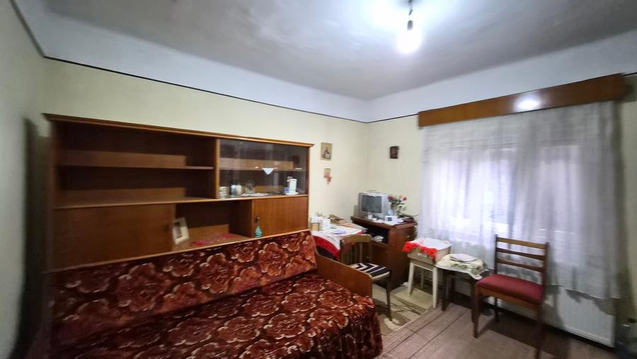 Inel II -Coiciu -scoala generala 39 -casa chirpic 77 mp +teren 236 mp - 9