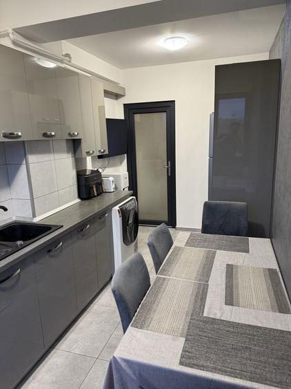 Apartament 3 camere, strada Caracal, Happy Residence - 7