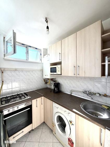 Garsoniera 30 mp etaj 3 zona Tudor Vladimirescu mobilata pre? 200 Euro - 9