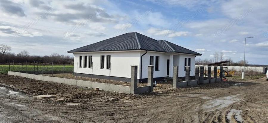 BRASADAS vinde casa 2025 cu 3 dormitoare zona Dara. - 1