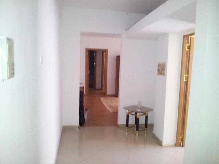 Apartament 3 camere Banat, zona Liceu Ion Barbu - 4
