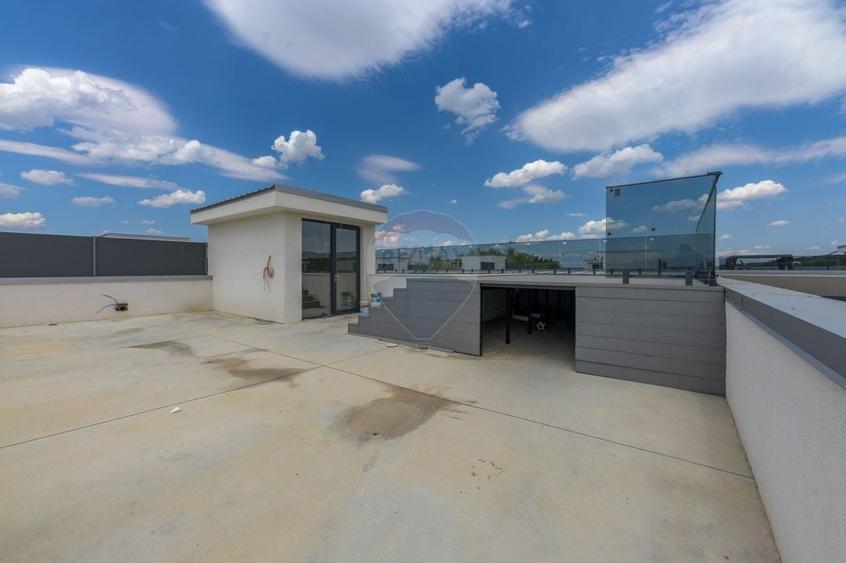 Arhitectura, tehnologie si lifestyle premium intr-o vila spectaculoasa - 53