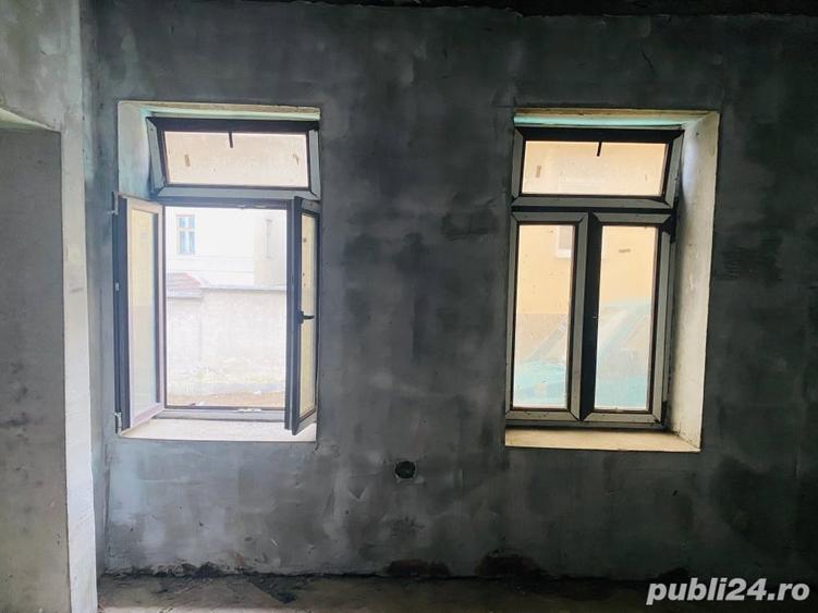 Vand inchiriez casa cu spa?iu comercial,Oravi?a - 6