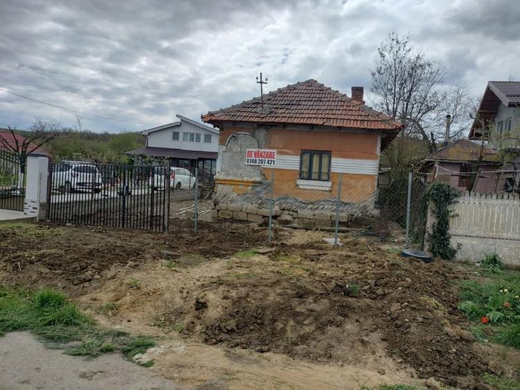 Vand Casa comuna Scaesti - 1