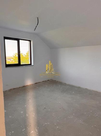 Vand casa cu garaj in Ipotesti - 7