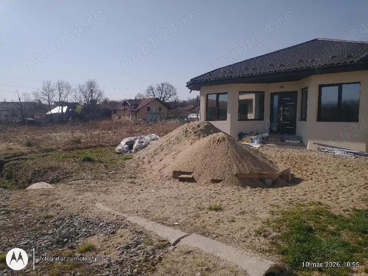 Lapusel zona de case noi,9 ari ari intravilan - 7