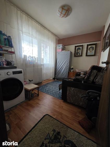 Apartament spa?ios -Etaj 2- Electroputere Mall -Oportunitate-90mp - 8