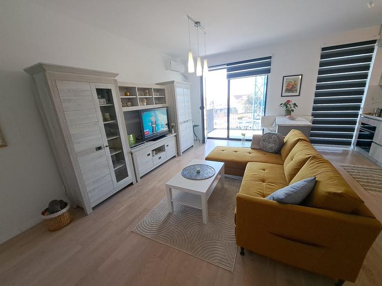 Central ,  Complex Paltim,  apartament  cu parcare - 3