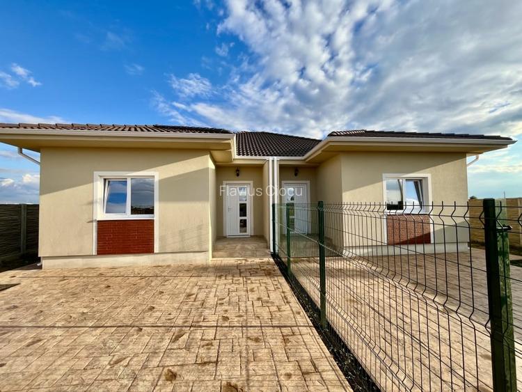 Finalizata, 3 Camere, Asfalt