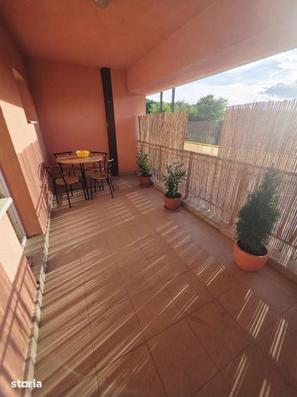 Apartament cu 2 camere, mobilat în Central