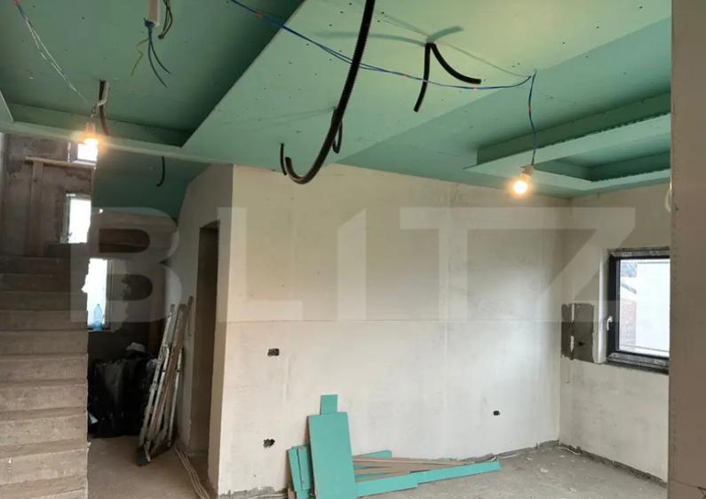 Vila 4 camere, 147 mp, zona Hlincea - 3