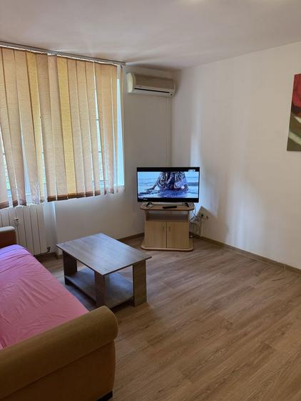 Vand apartament doua camere ULTRACENTRAL parter - 3