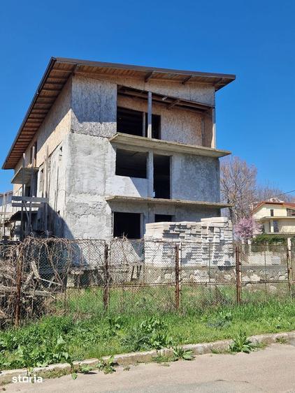 Proprietate P+1+M Costine?ti Ultra Central,langa Primarie - 1