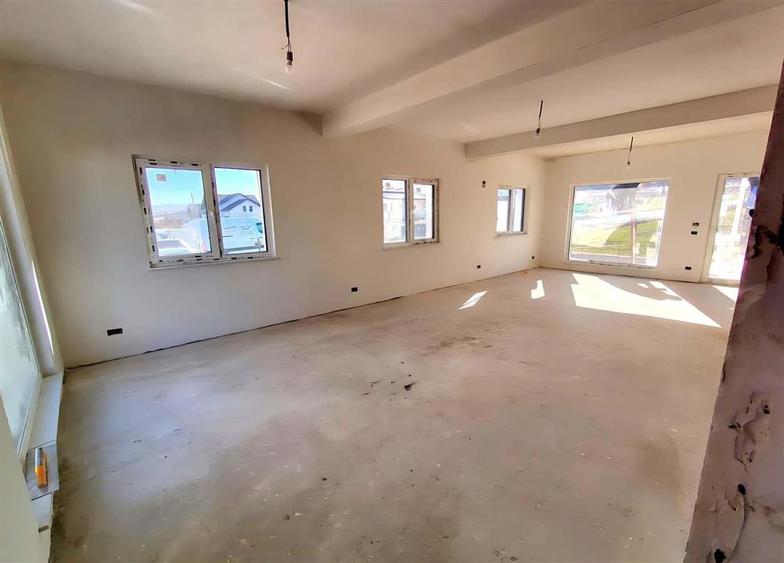 Casa individuala | Ipotesti | 166mp | Teren 4.5 ari | C-5804 - 1