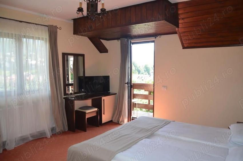 Busteni-Pensiune de vanzare - 3