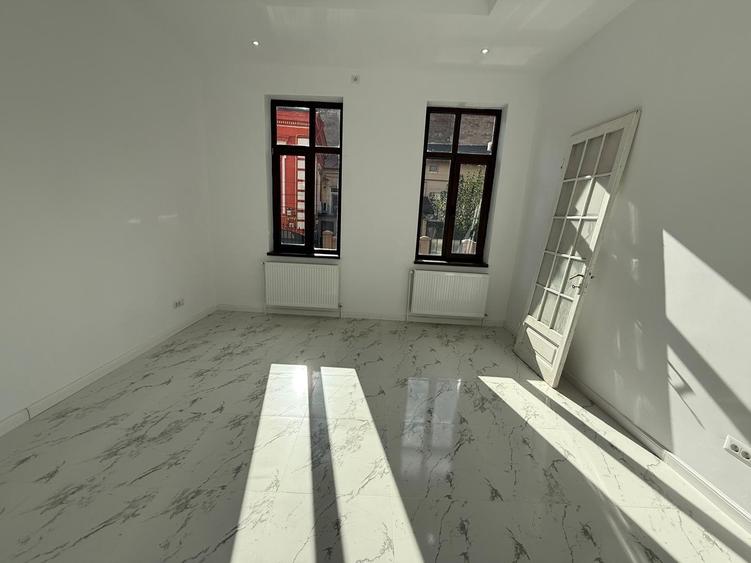 Unirii - Palatul Parlamentului - Manastirea Antim- - 2