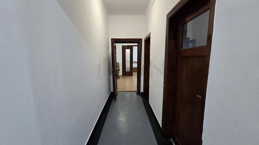 REA1002688 Apartament 3 camere Carol - 2