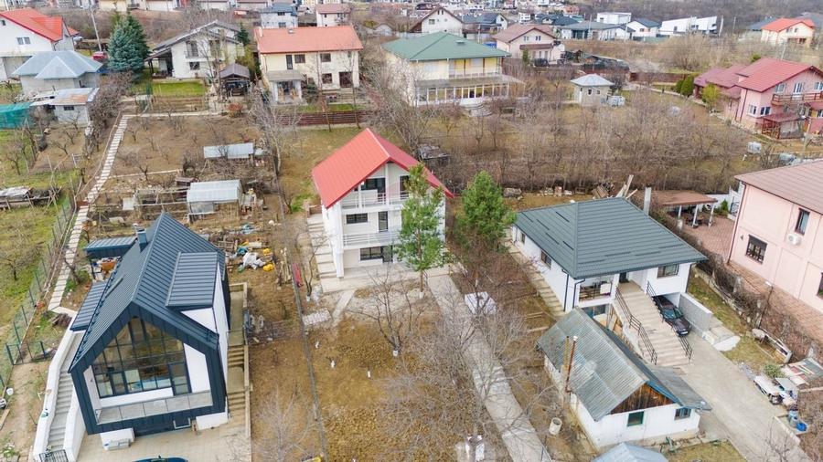 Vila de Vanzare cu 5 Camere, Teren 1000mp - Bucium, Iasi - Comision 0% - 17