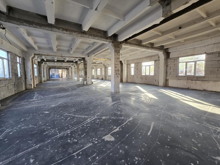 Imobil situat in Galati, P+2, Cartier Aurel Vlaicu, 2411 mp. - 2