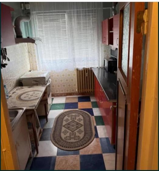 TITAN Metrou Costin Georgian,balcon,geam la baie,Liber - 6