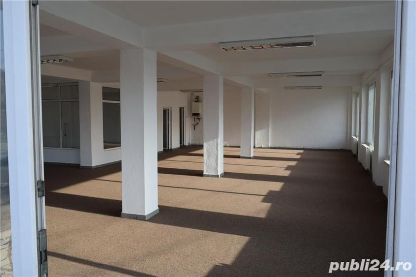 Spațiu comercial, de 185 mp, în Central