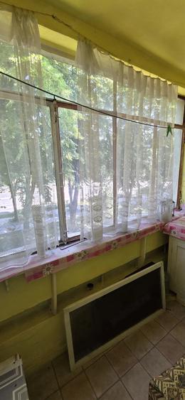 Apartament cu 3 camere semidecomandat în Tomis Nord