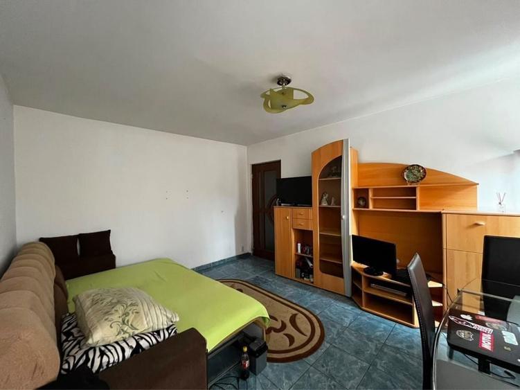 Apartament 2 camere zona Victoria, Resita - 5