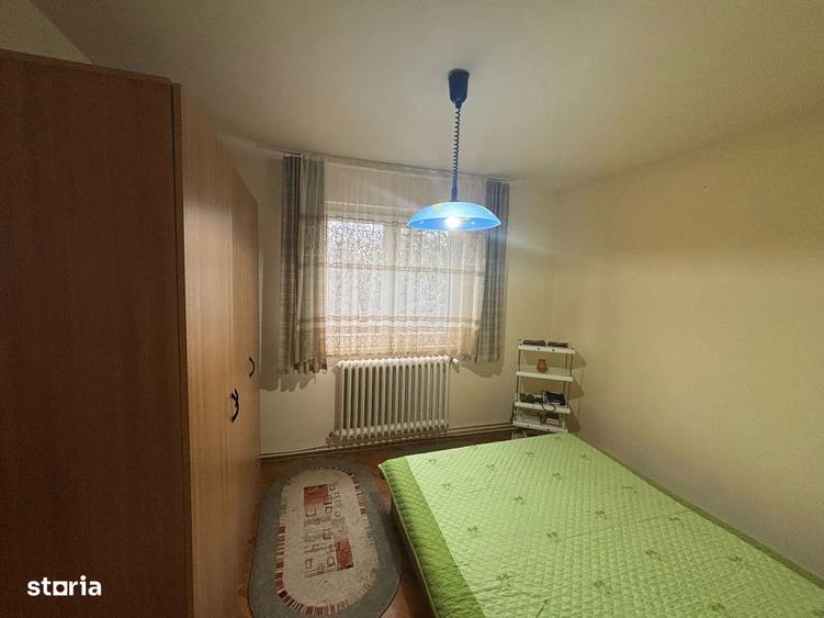 Dambu Pietros - Vanzare apartament 3 camere - Str. Ceahlau - 1