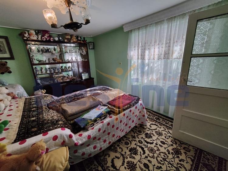 Casa batraneasca modernizata 74 mp + 73 mp anexe teren 585mp - 10