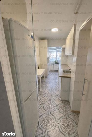 Zona Tractorul apartament 2 camere decomandat,balcon - 1