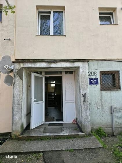 Vand apartament cu 2 camere etaj 1 - 1