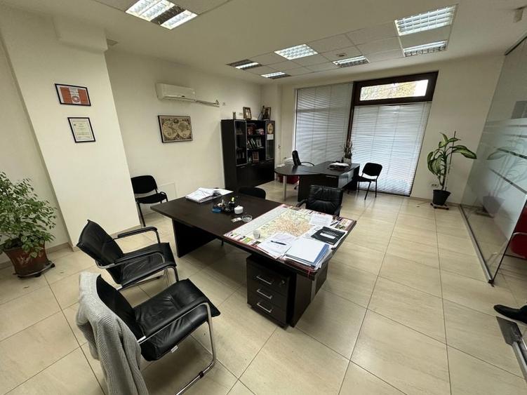 Spatiu Comercial zona Aradului - 4 locuri de parcare - 5