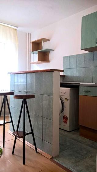 Inchiriez camera de camin mobilata, cu baie proprie, Nicolina - 3