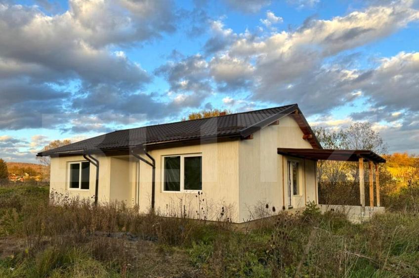 Casa de vanzare, 90 mp, zona Sigmir - 13