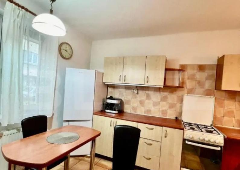 Apartament 2 camere semicentral, 41 mp, zona strazii Paris - 1