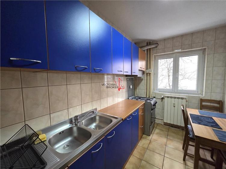 17 min metrou OBOR- et.2/10- PRIMUL CHIRIAS- Tei bloc reabilitat - 7