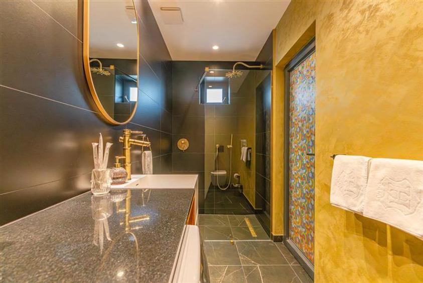 FILM& 3D! Vila high tech, cu semineu, jacuzzi, terasa, 10 camere, Central, Braso - 14