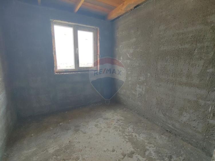 Casa / Vila individuala cu 560 mp teren, de vanzare in Scheia, Suceava - 38