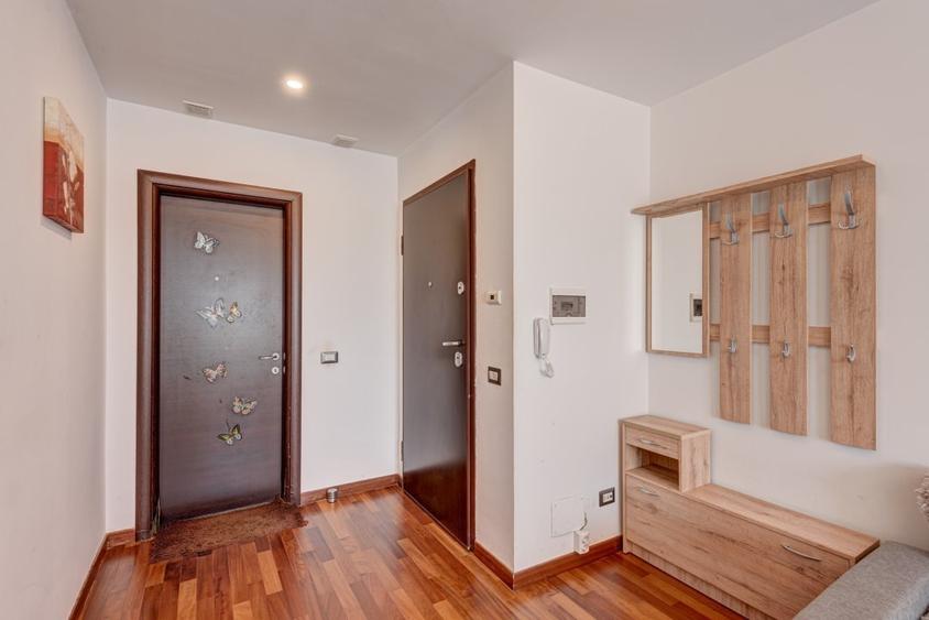 Unirii, str. Principatele Unite. Apartament 3 camere, 55 mp, et 3/8, Bloc 2009 - 4