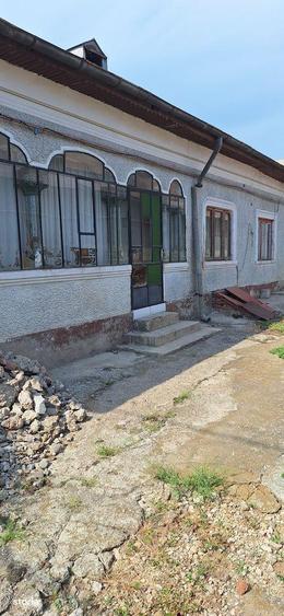 Urgent casa in Targoviste str.Sarbilor - 13