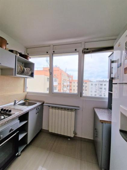 Titan,1 Decembrie , 3 camere -400 Euro - 4